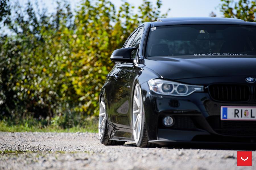 Детали экстерьера BMW M3 Sedan on Vossen Wheels (CVT) 2016 года  (фото 12 из 20)
